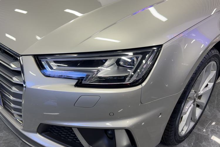 Used Audi A4L 2019 40 TFSI Fashion Edition China VI Emission Standard Left Front Headlight
