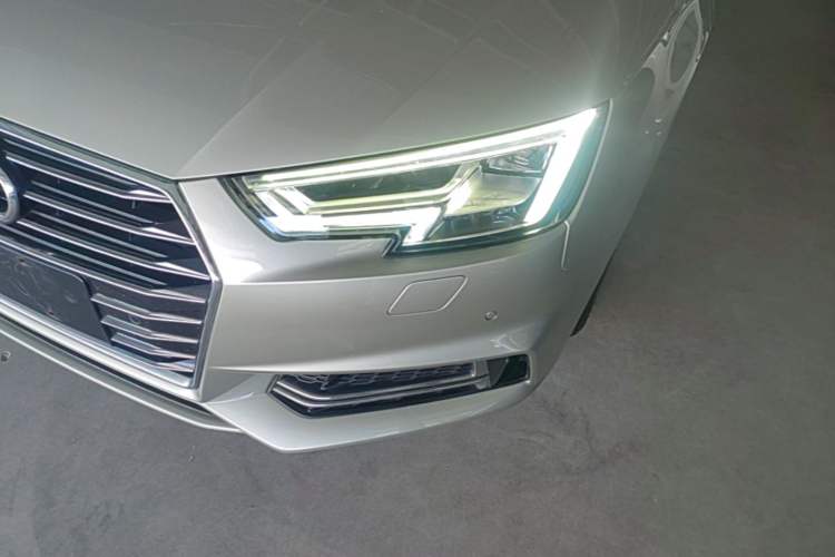 Used Audi A4L 2019 40 TFSI Ambition China VI Left Front Headlight