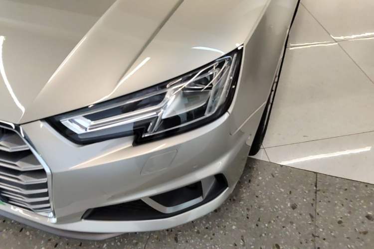 Used Audi A4L 2019 40 TFSI Fashion Edition China VI Emission Standard Left Front Headlight