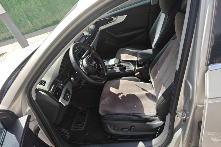 Used Audi A4L 2019 40 TFSI Fashion Version China V Left Front Seat