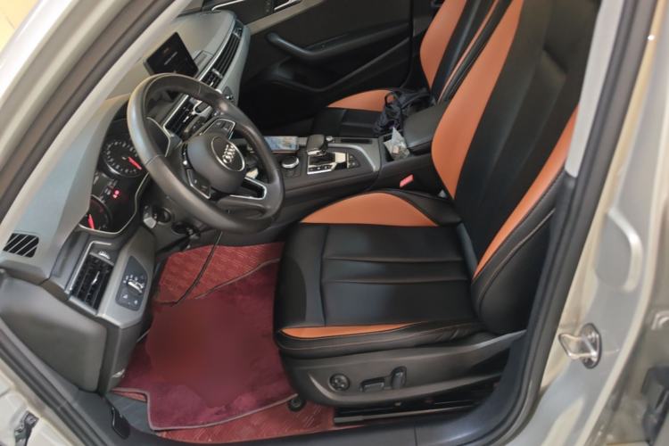Used Audi A4L 2019 40 TFSI Ambition China VI Left Front Seat