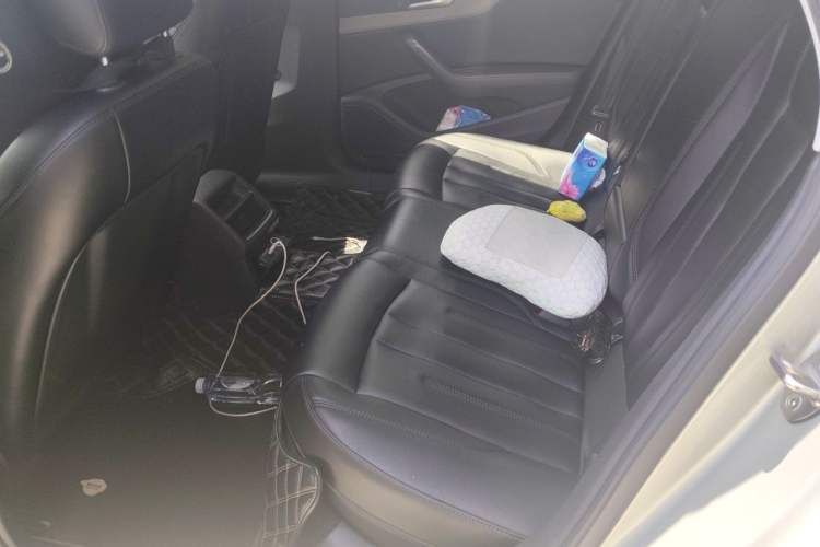 Used Audi A4L 2019 40 TFSI Ambition China VI Left Rear Seat