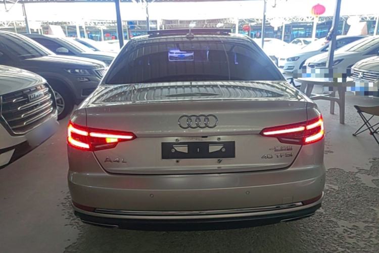 Used Audi A4L 2019 40 TFSI Ambition China VI Rear