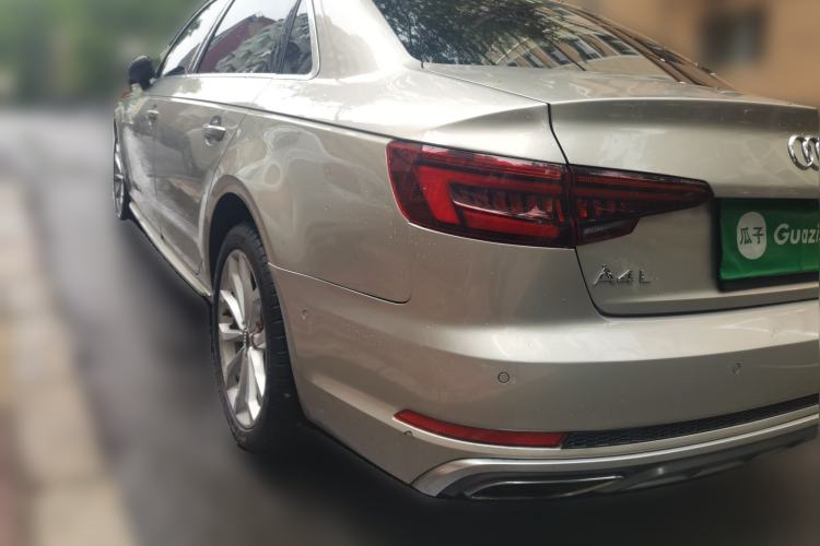 Used Audi A4L 2019 40 TFSI Fashion Edition China VI Emission Standard Rear Left 45 Deg