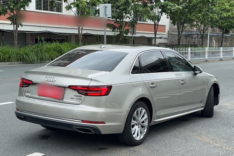 Used Audi A4L 2019 40 TFSI Ambition China VI Rear Right 45 Deg