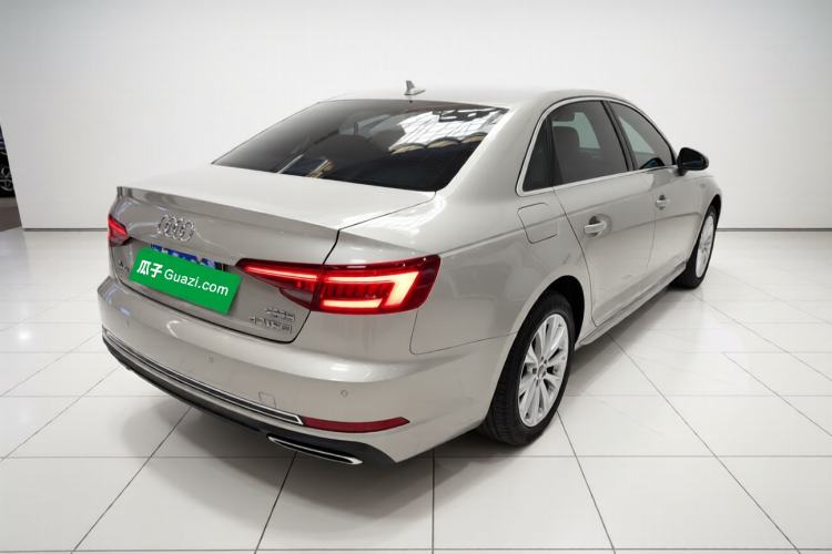 Used Audi A4L 2019 40 TFSI Ambition China VI Rear Right 45 Deg