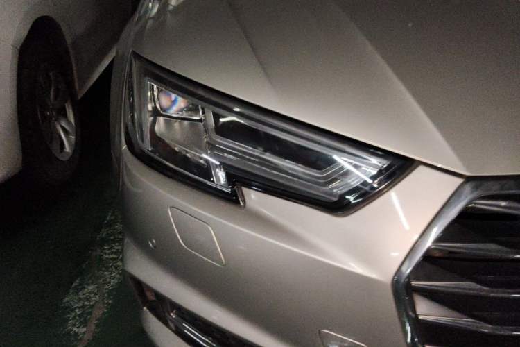 Used Audi A4L 2019 40 TFSI Ambition China VI Right Front Headlight