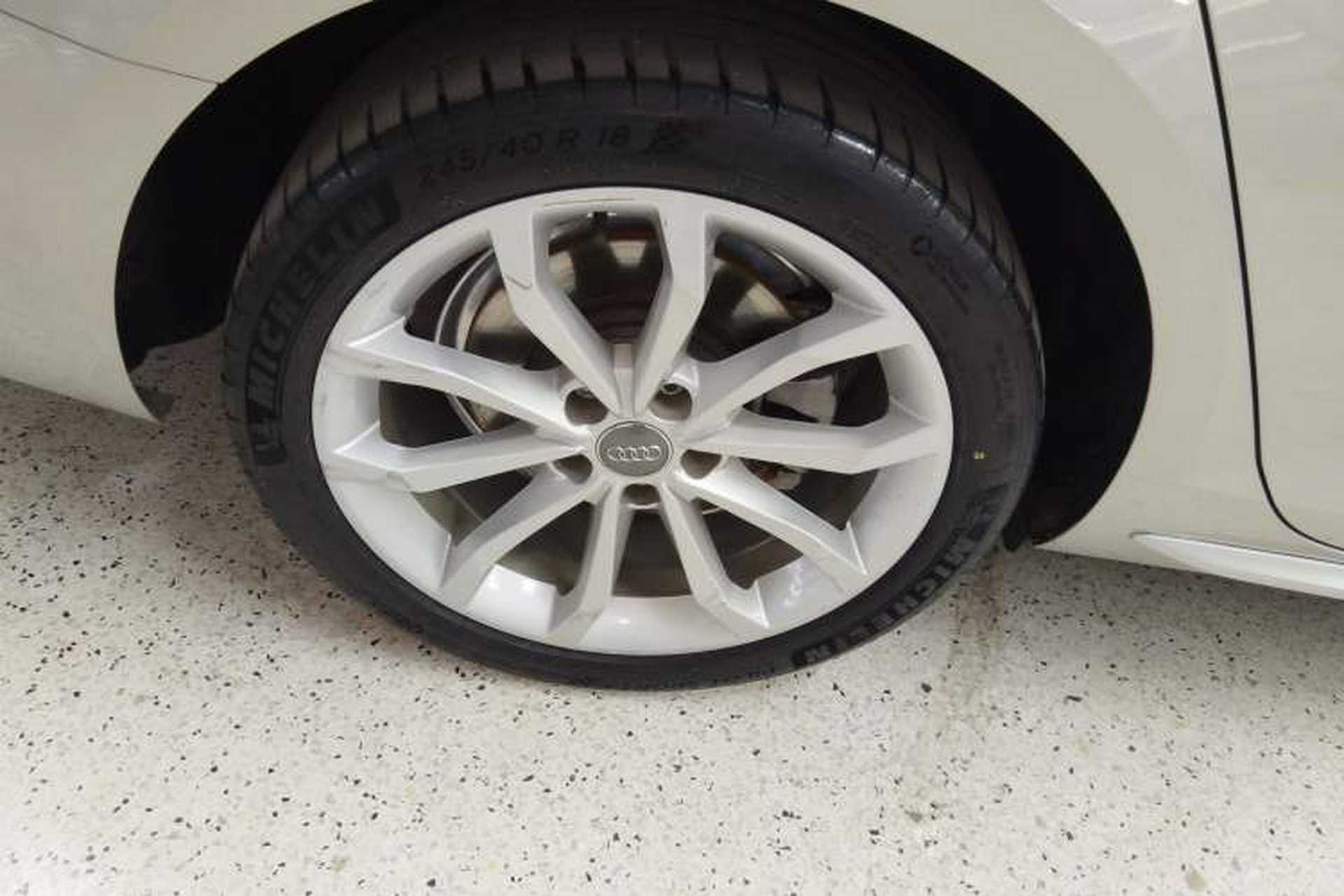 Used Audi A4L 2019 40 TFSI Fashion Edition China VI Emission Standard Right Rear Wheel Hub