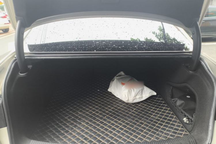 Used Audi A4L 2019 40 TFSI Ambition China VI Trunk