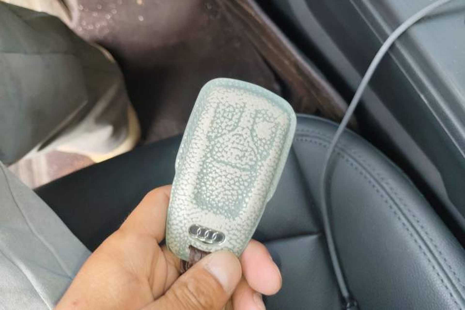 Used Audi A4L 2019 40 TFSI Fashion Version China V Vehicle Key