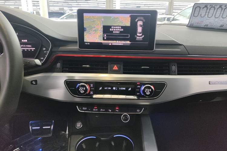 Used Audi A4L 2019 40 TFSI Fashion Edition China VI Emission Standard Audio And AC Panel