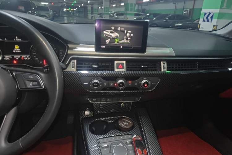 Used Audi A4L 2019 40 TFSI Ambition China VI Audio And AC Panel