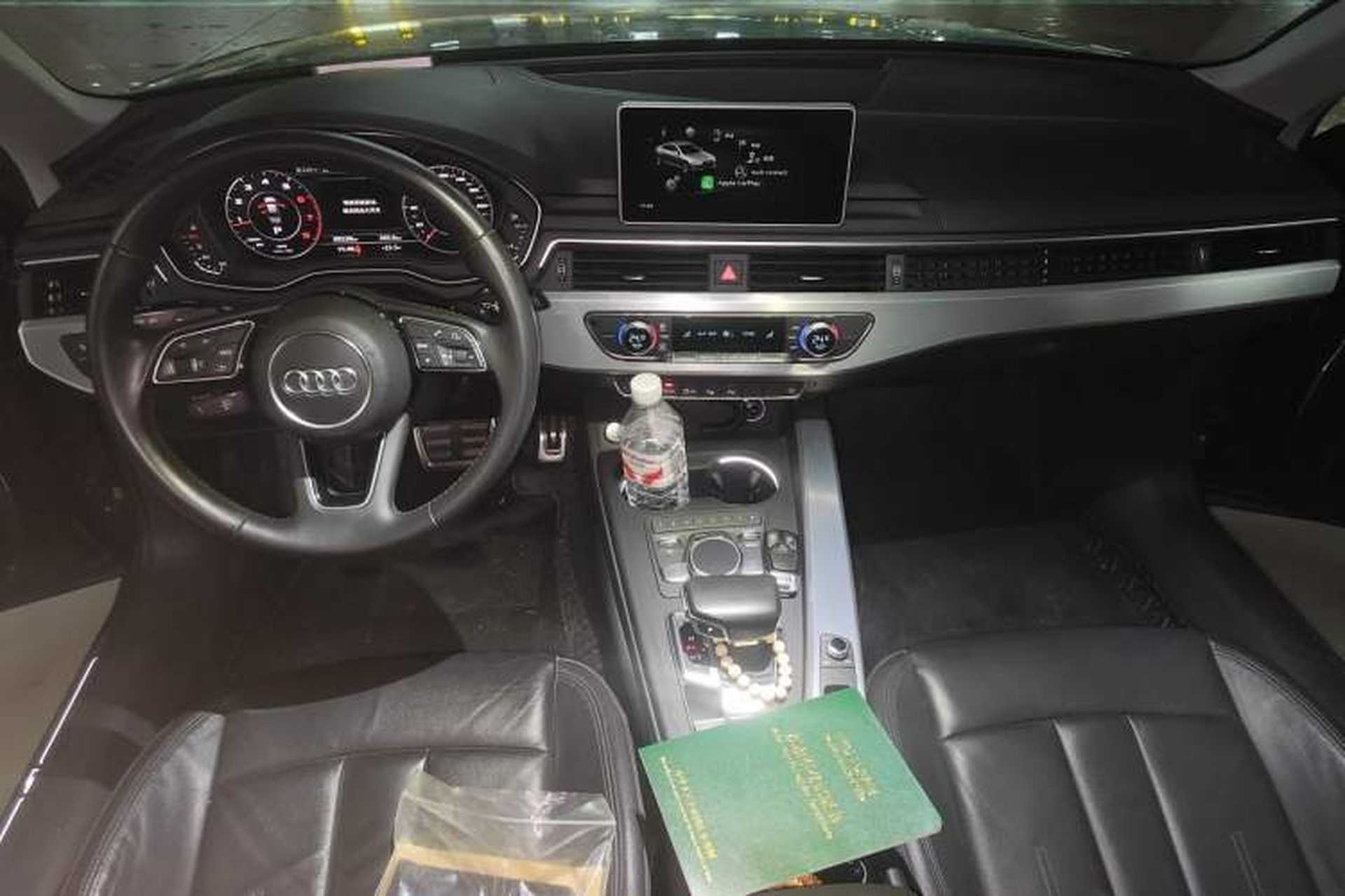 Used Audi A4L 2019 40 TFSI Fashion Edition China VI Emission Standard Center Console