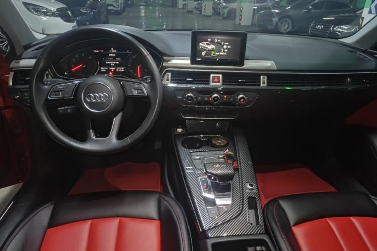 Used Audi A4L 2019 40 TFSI Ambition China VI Center Console