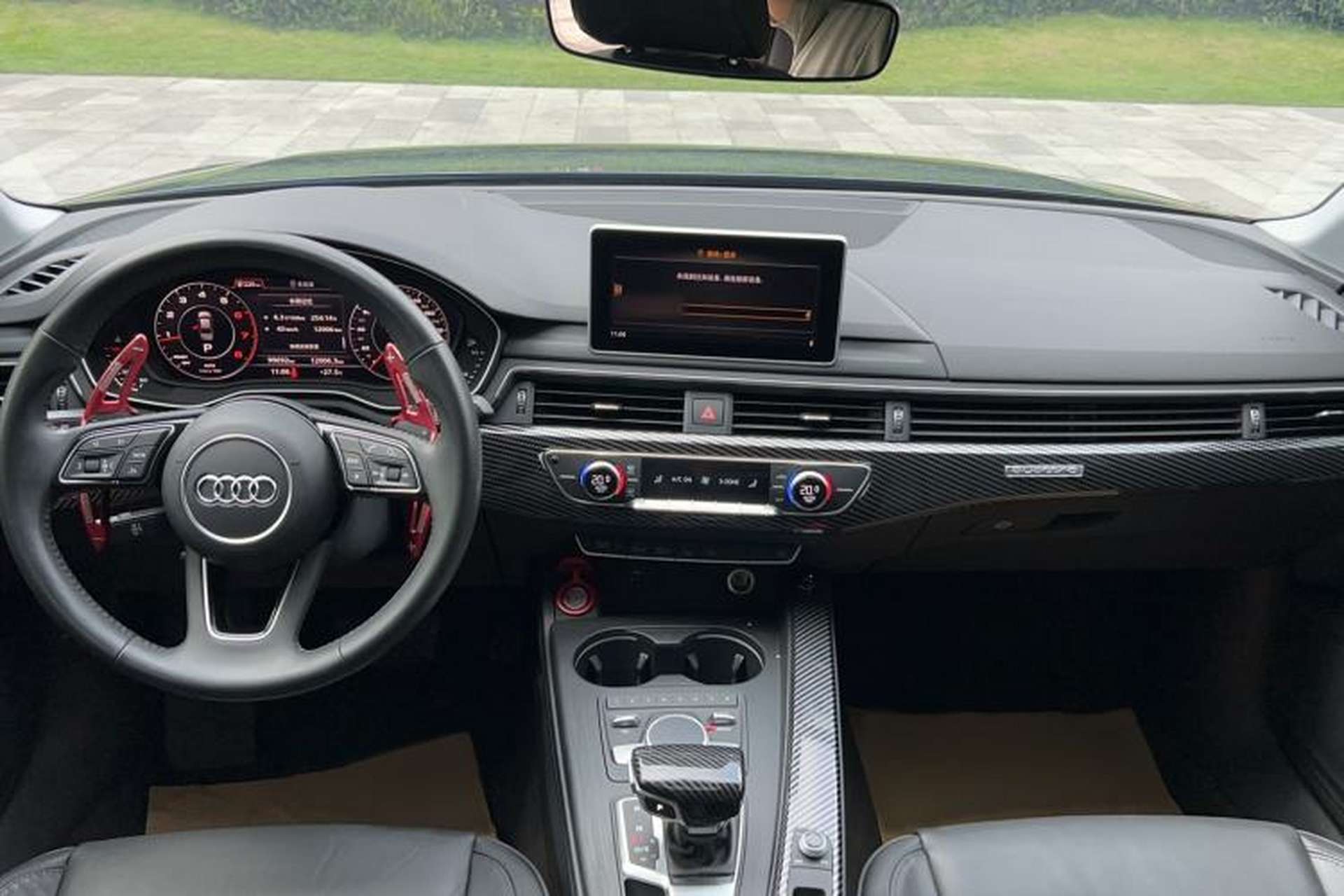 Used Audi A4L 2019 40 TFSI Fashion Edition China VI Emission Standard Center Console