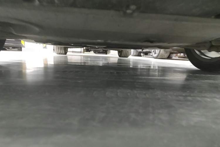 Used Audi A4L 2019 40 TFSI Fashion Edition China VI Emission Standard Chassis Front