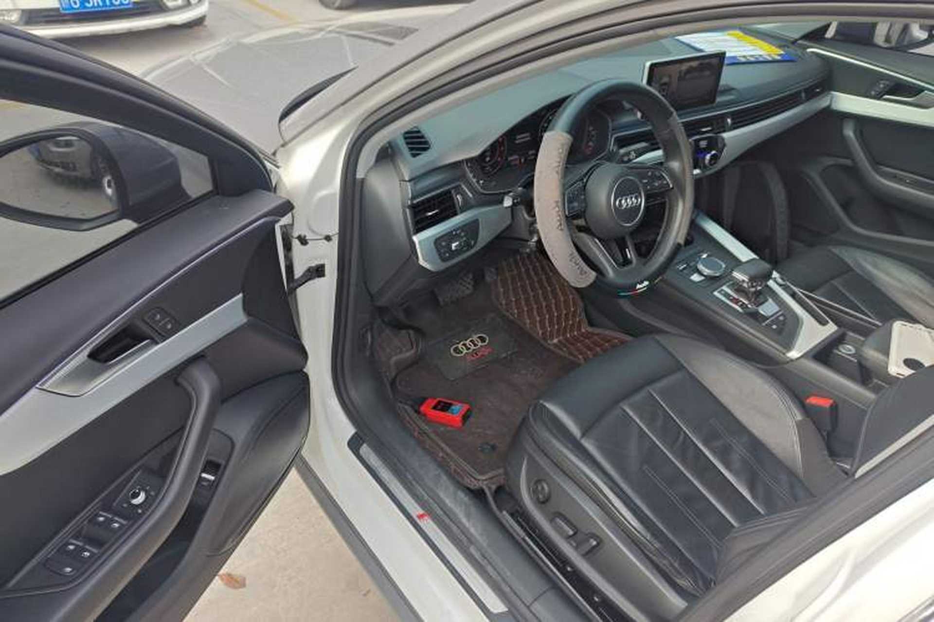 Used Audi A4L 2019 40 TFSI Fashion Version China V Driver Seat