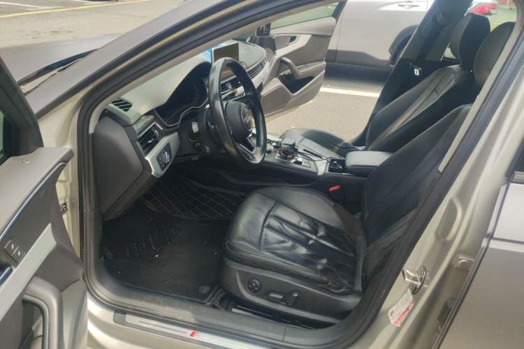 Used Audi A4L 2019 40 TFSI Fashion Version China V Driver Seat