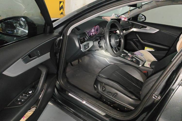 Used Audi A4L 2019 40 TFSI Fashion Version China V Driver Seat