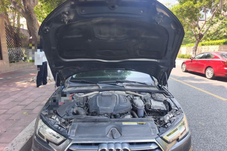 Used Audi A4L 2019 40 TFSI Fashion Version China V Engine Bay