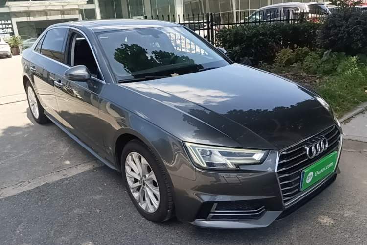 Used Audi A4L 2019 40 TFSI Ambition China VI Exterior 1