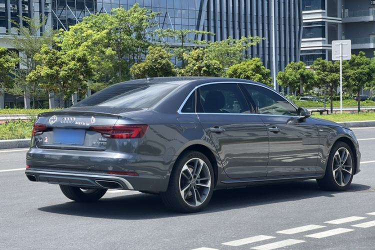 Used Audi A4L 2019 40 TFSI Fashion Edition China VI Emission Standard Exterior 1