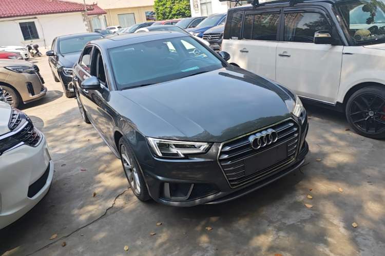 Used Audi A4L 2019 40 TFSI Fashion Edition China VI Emission Standard Exterior 1