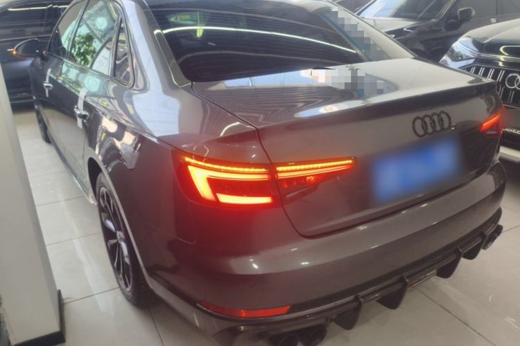 Used Audi A4L 2019 40 TFSI Fashion Edition China VI Emission Standard Exterior 2
