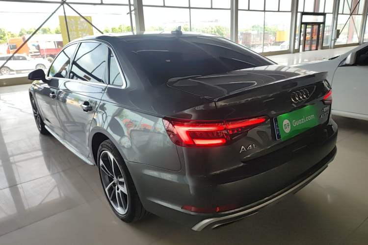 Used Audi A4L 2019 40 TFSI Sporty Version China VI Exterior 2