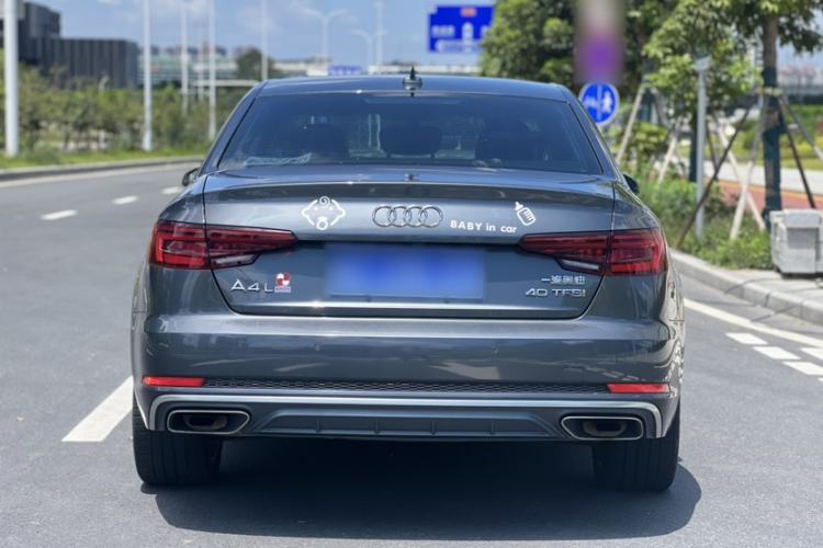 Used Audi A4L 2019 40 TFSI Fashion Edition China VI Emission Standard Exterior 2
