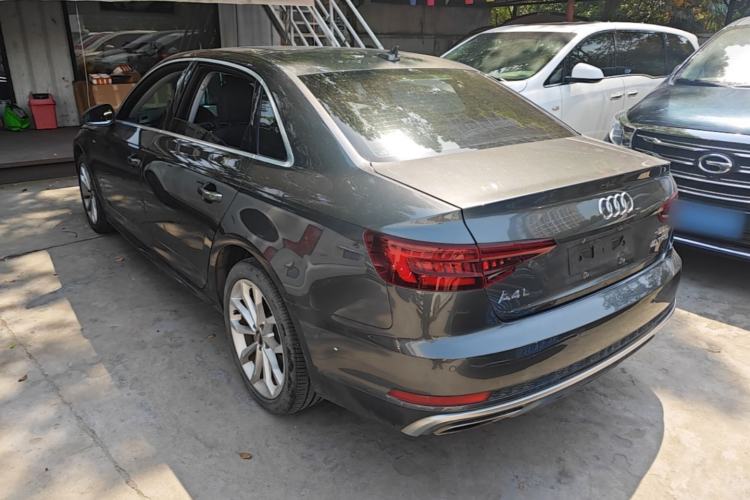 Used Audi A4L 2019 40 TFSI Fashion Edition China VI Emission Standard Exterior 2