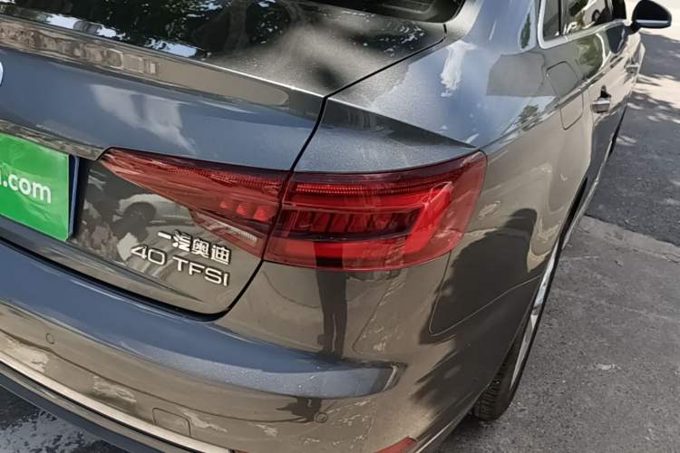 Used Audi A4L 2019 40 TFSI Ambition China VI Exterior 3