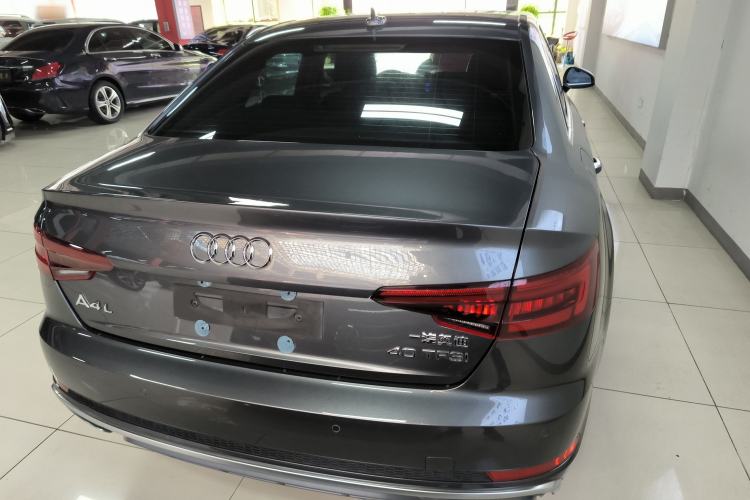 Used Audi A4L 2019 40 TFSI Fashion Edition China VI Emission Standard Exterior 4