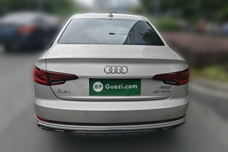 Used Audi A4L 2019 40 TFSI Fashion Edition China VI Emission Standard Exterior 4