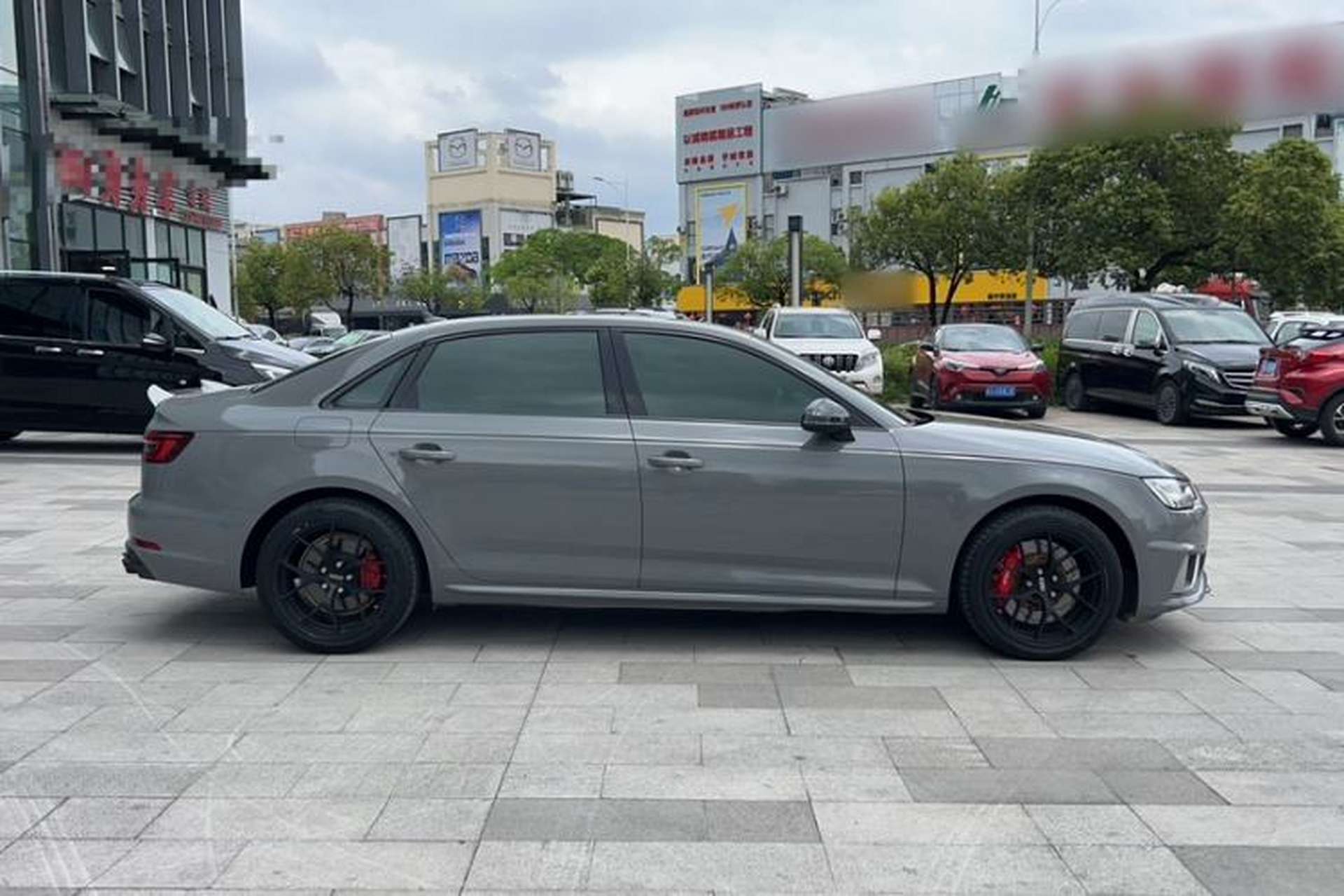 Used Audi A4L 2019 40 TFSI Fashion Edition China VI Emission Standard Exterior 6