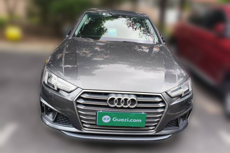 Used Audi A4L 2019 40 TFSI Fashion Edition China VI Emission Standard Front
