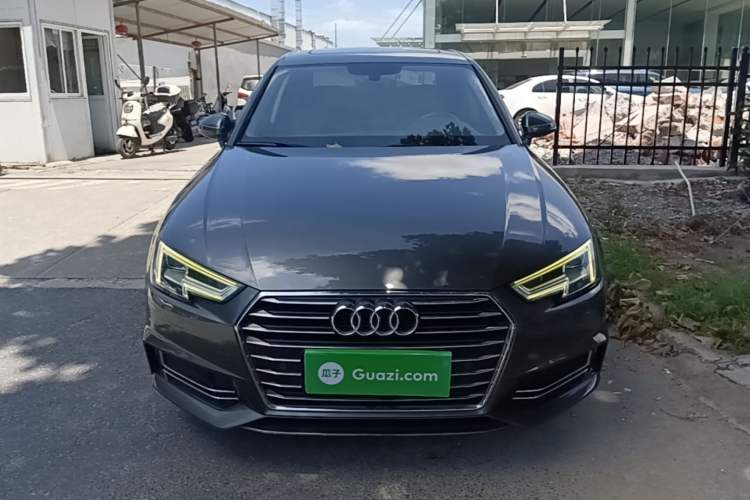 Used Audi A4L 2019 40 TFSI Ambition China VI Front