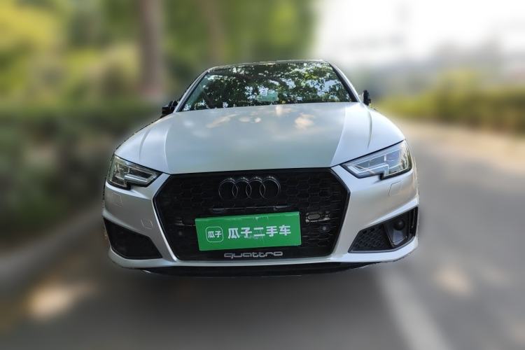 Used Audi A4L 2019 40 TFSI Fashion Edition China VI Emission Standard Front