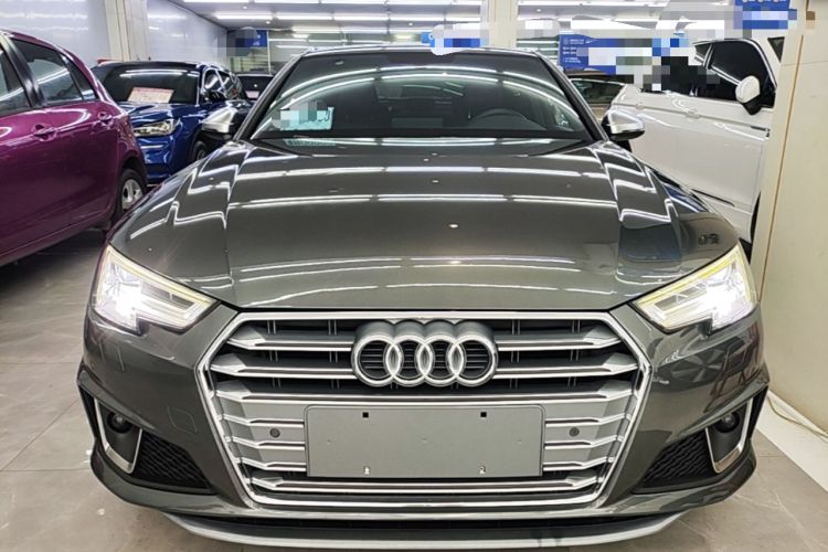 Used Audi A4L 2019 40 TFSI Fashion Edition China VI Emission Standard Front