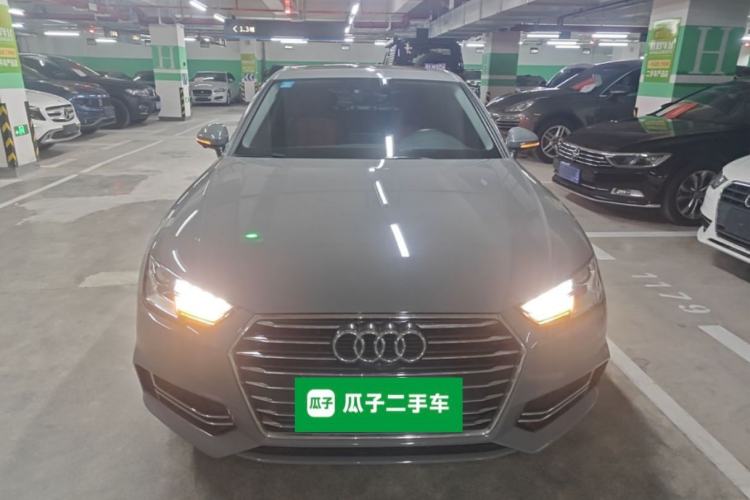 Used Audi A4L 2019 40 TFSI Ambition China VI Front
