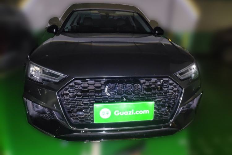 Used Audi A4L 2019 40 TFSI Fashion Edition China VI Emission Standard Front