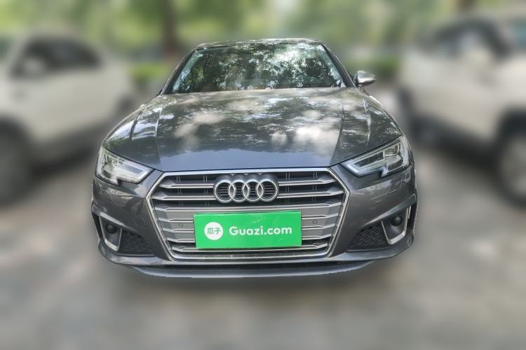 Used Audi A4L 2019 40 TFSI Fashion Edition China VI Emission Standard Front