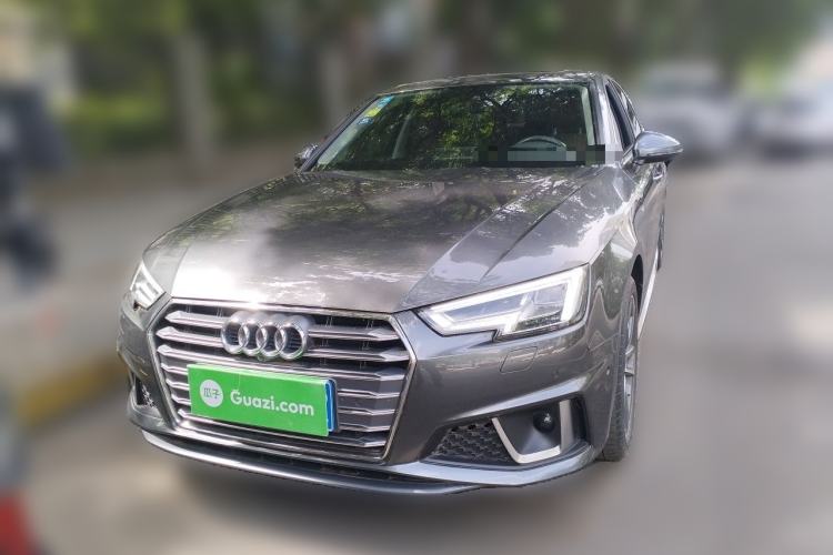 Used Audi A4L 2019 40 TFSI Fashion Edition China VI Emission Standard Front