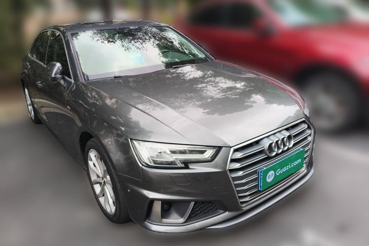 Used Audi A4L 2019 40 TFSI Fashion Edition China VI Emission Standard Front Right 45 Deg