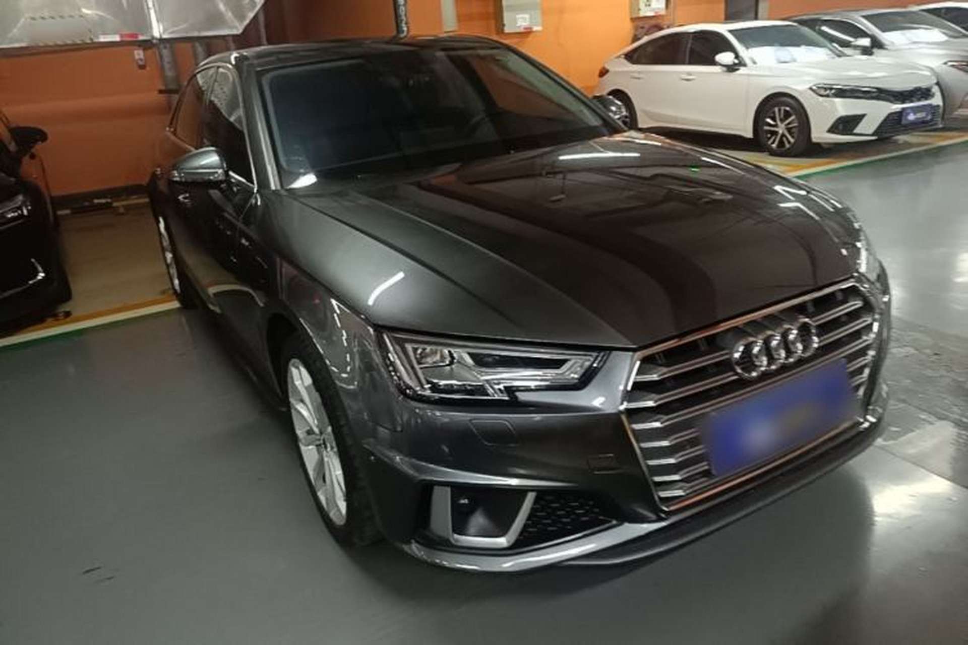 Used Audi A4L 2019 40 TFSI Fashion Edition China VI Emission Standard Front Right 45 Deg