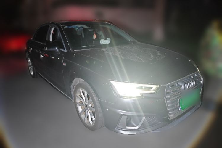 Used Audi A4L 2019 40 TFSI Fashion Edition China VI Emission Standard Front Right 45 Deg