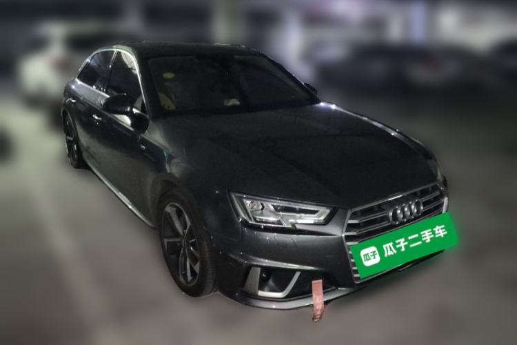Used Audi A4L 2019 40 TFSI Fashion Edition China VI Emission Standard Front Right 45 Deg