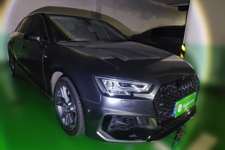 Used Audi A4L 2019 40 TFSI Fashion Edition China VI Emission Standard Front Right 45 Deg