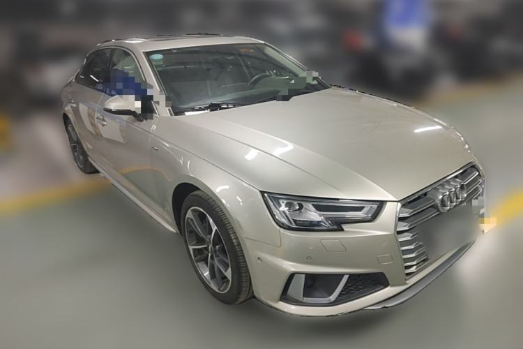 Used Audi A4L 2019 40 TFSI Fashion Edition China VI Emission Standard Front Right 45 Deg