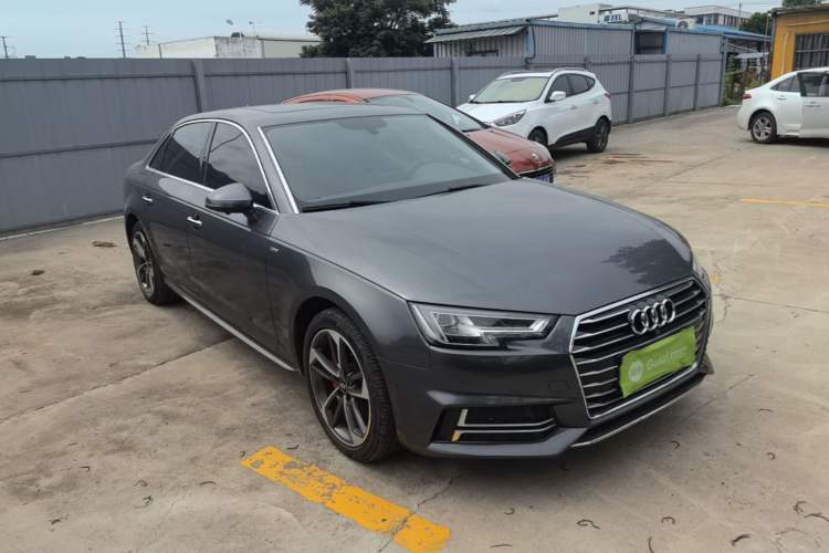 Used Audi A4L 2019 40 TFSI Ambition China VI Front Right 45 Deg